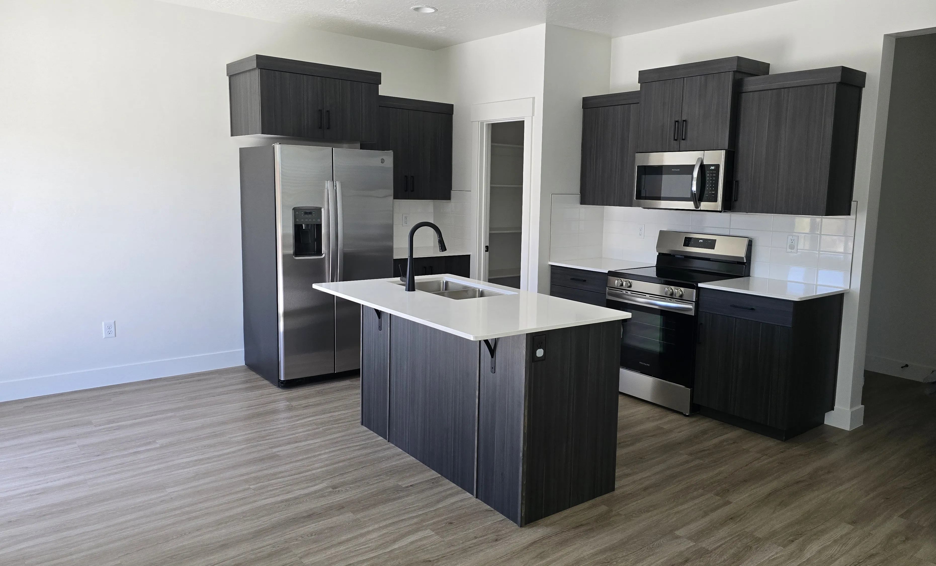 Clean kitchen maintained with recurring cleaning in St. George, Utah